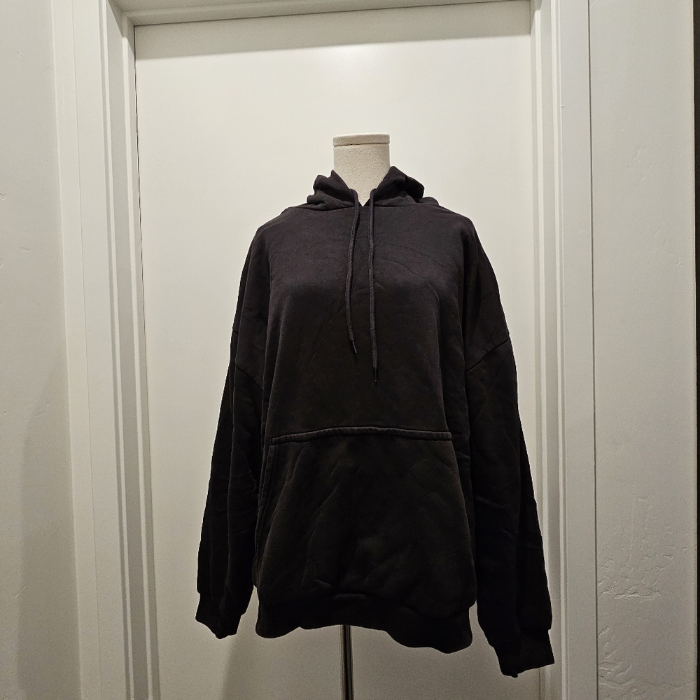 Yeezy Gap Small Oversized Hoodie+Supreme Sticker